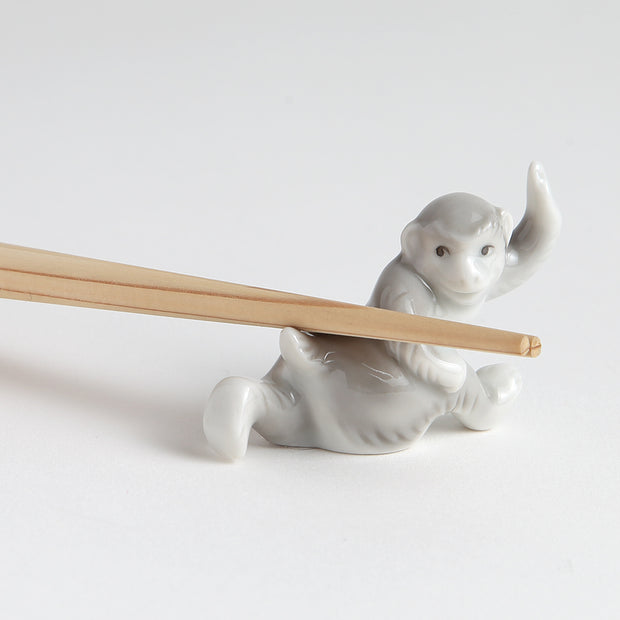 Chopstick rest／Monkey Being Chased